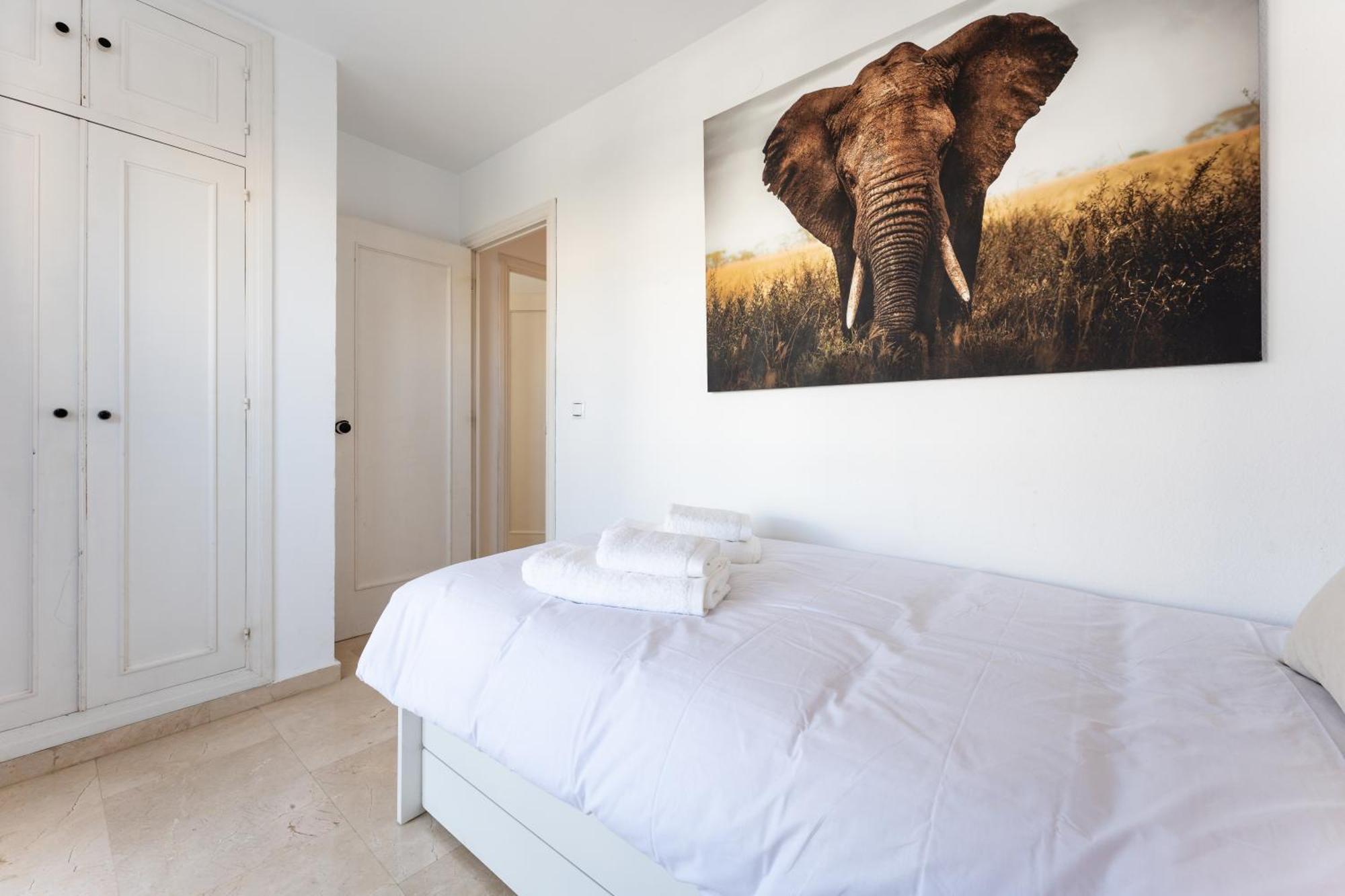 Tropico Carihuela View & Parking Appartement Torremolinos Buitenkant foto