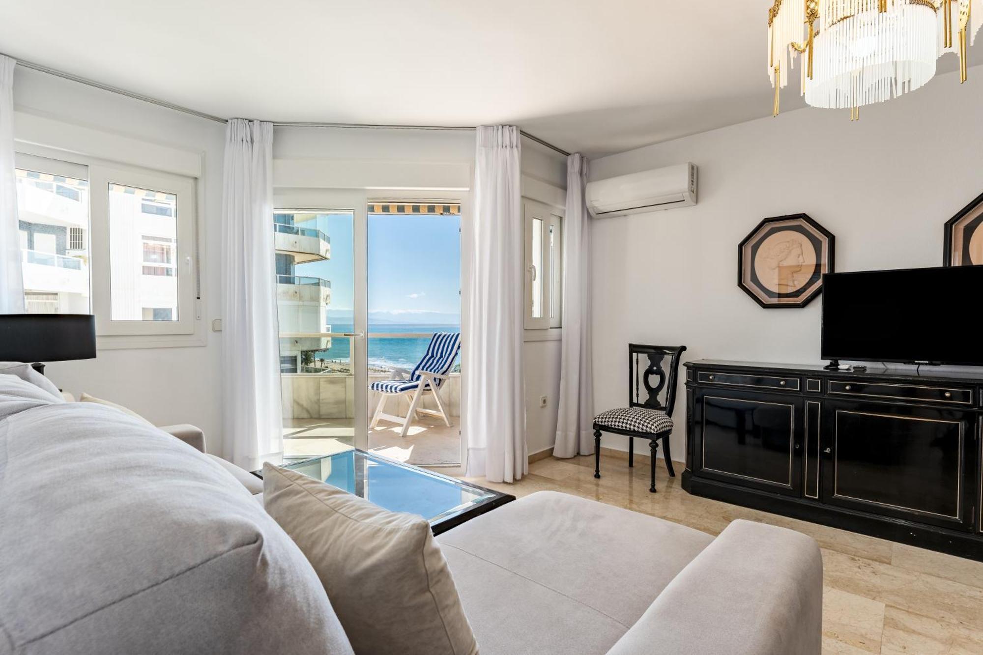 Tropico Carihuela View & Parking Appartement Torremolinos Buitenkant foto