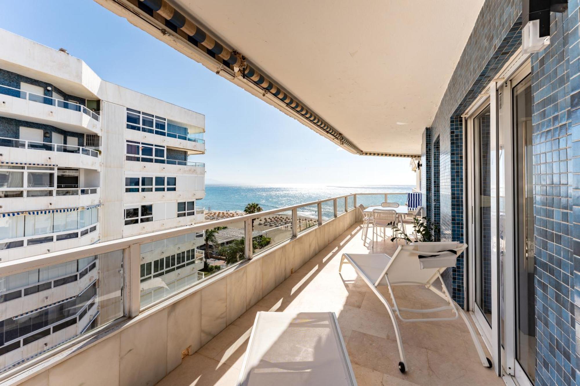 Tropico Carihuela View & Parking Appartement Torremolinos Buitenkant foto