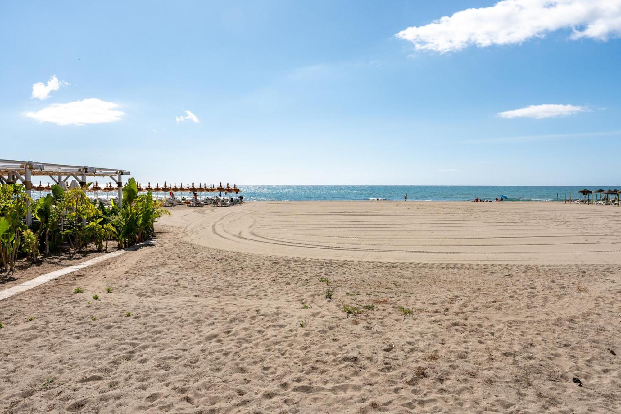 Tropico Carihuela View & Parking Appartement Torremolinos Buitenkant foto